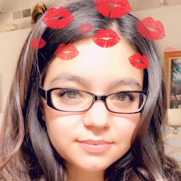 Meet your Posher, Aranza - Picture 3 of 8